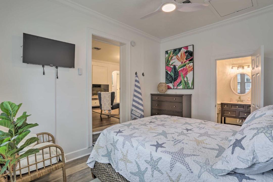 Photo of Bedroom in Magnolia Heights