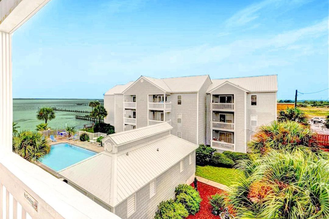 Photo of Patio Balcony in Fort Walton Beach
