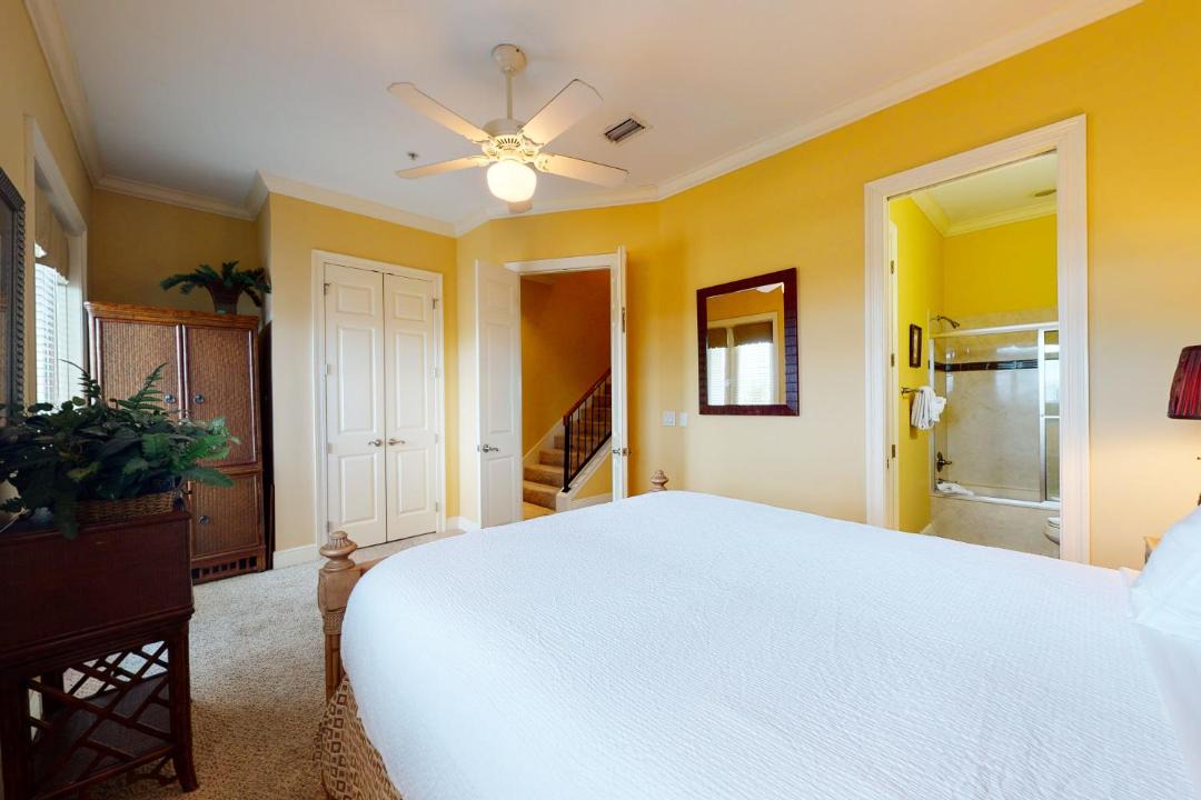 Photo of Bedroom in Navarre Beach