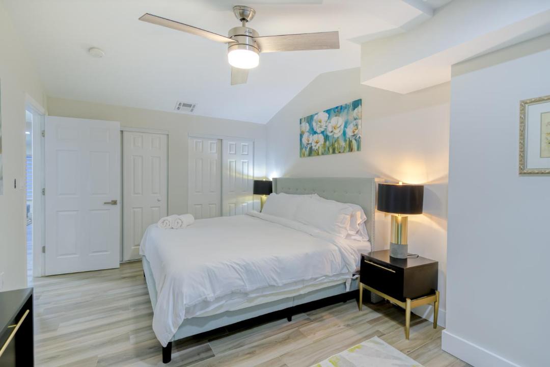 Photo of Bedroom in Coral Ridge