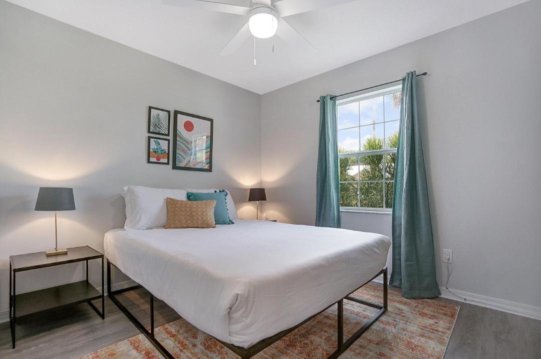 Photo of Bedroom in Butler Beach