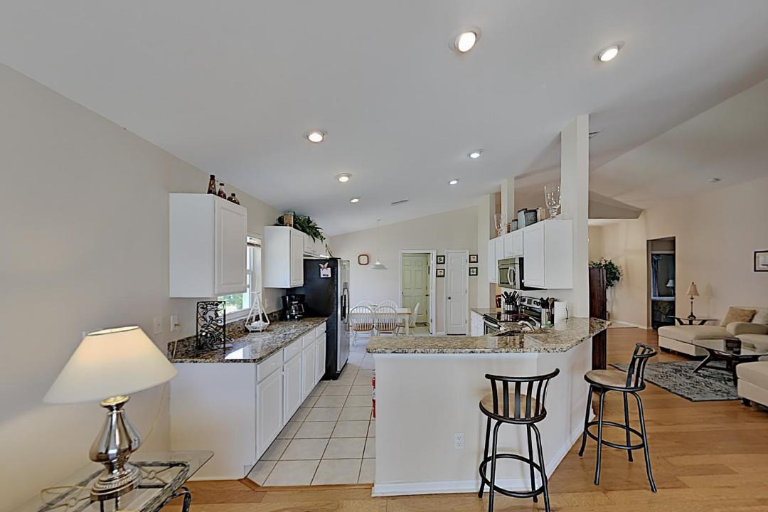 Photo of Livingroom in Beachwalk Isles