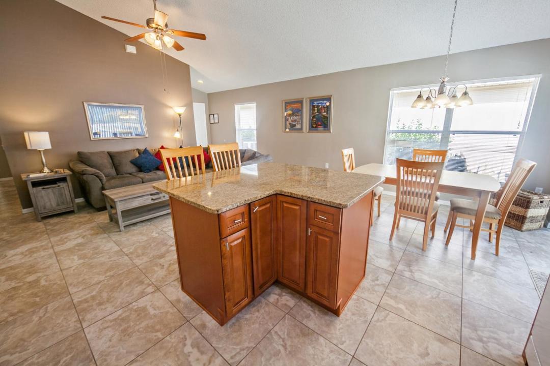 Photo of Livingroom in Haines City