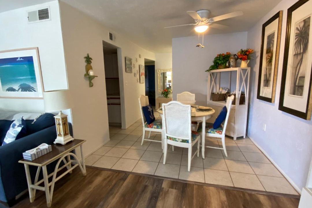 Photo of Livingroom in Bayview