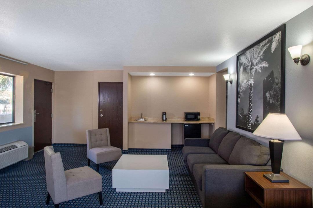 Photo of Livingroom in Rural Estates