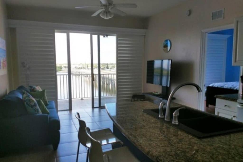 Photo of Livingroom in St. Petersburg - Clearwater