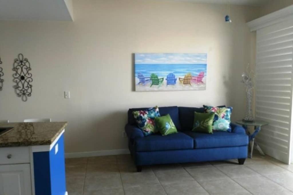 Photo of Livingroom in St. Petersburg - Clearwater