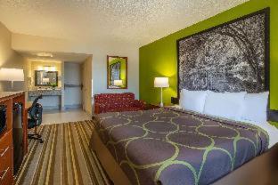 Photo of Bedroom in Lake City
