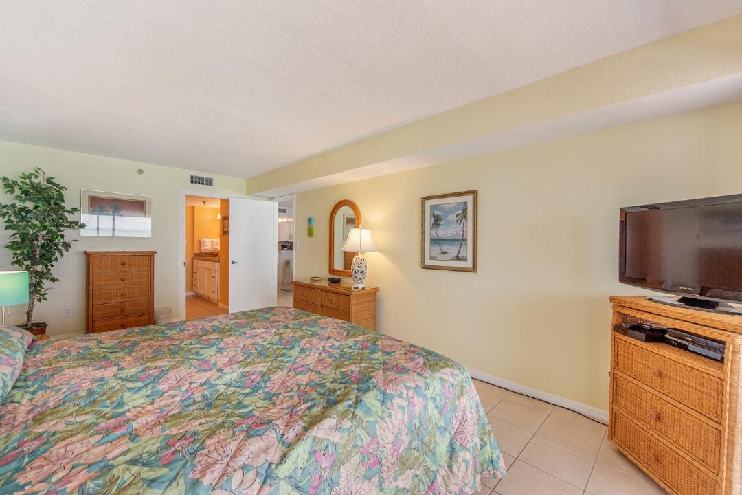Photo of Bedroom in Madeira Beach