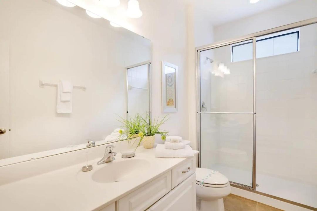 Photo of Bathroom in Davenport
