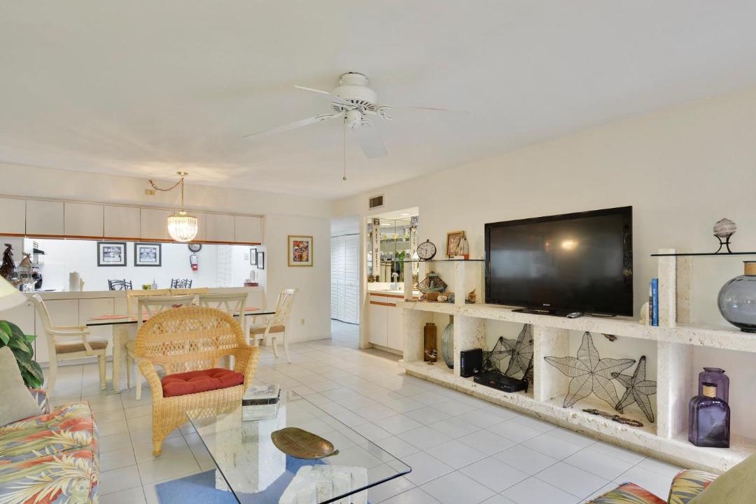 Photo of Livingroom in Key West