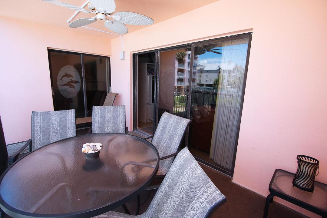 Photo of Livingroom in Indian Rocks Beach