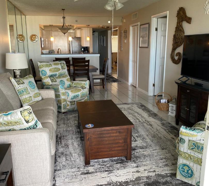 Photo of Livingroom in Indian Shores
