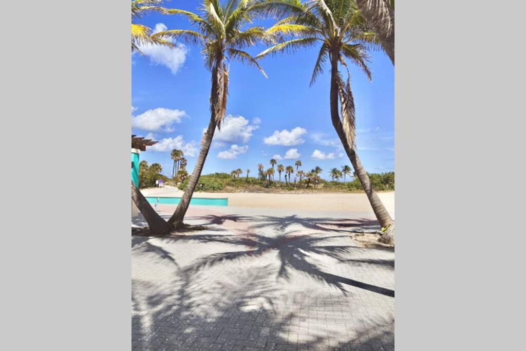 Photo of Others in Palm Beach Shores