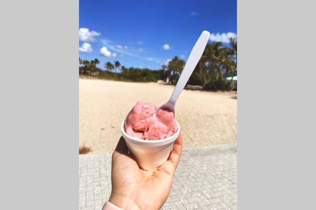 Photo of Others in Palm Beach Shores