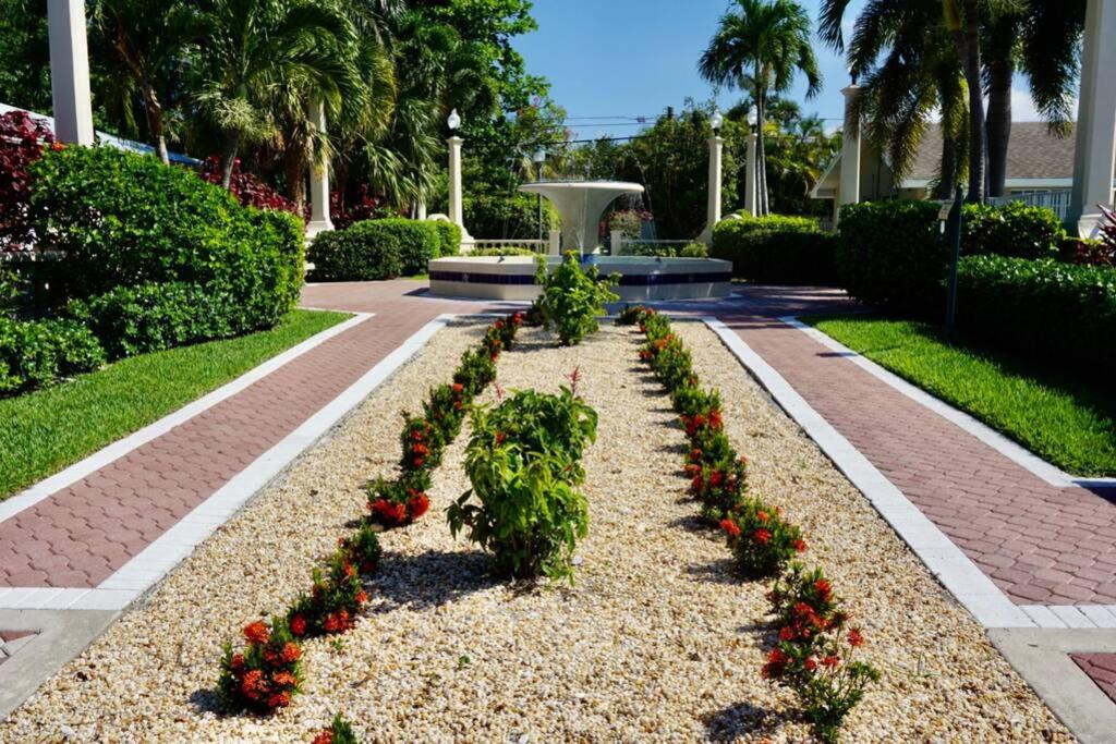 Photo of Others in Palm Beach Shores