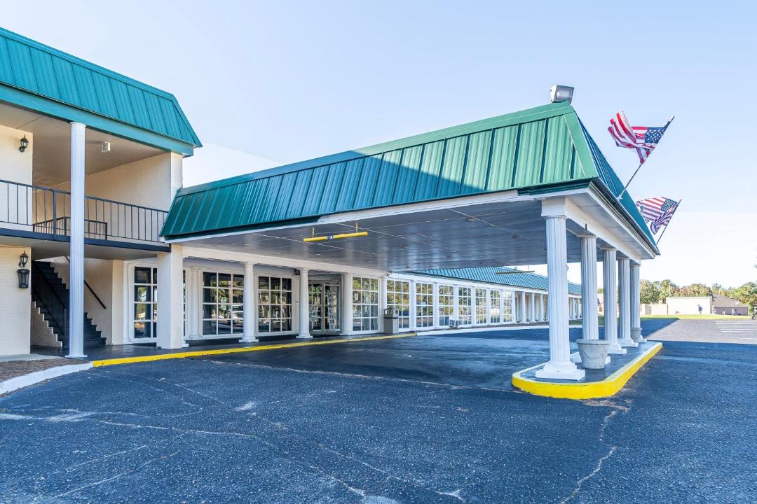 Photo of Buildings in Dothan