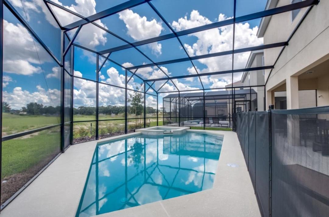 Photo of Outdoor in Loughman