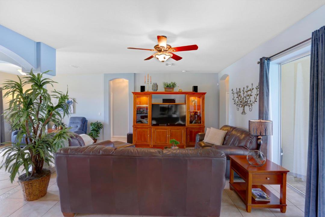 Photo of Livingroom in Pelican