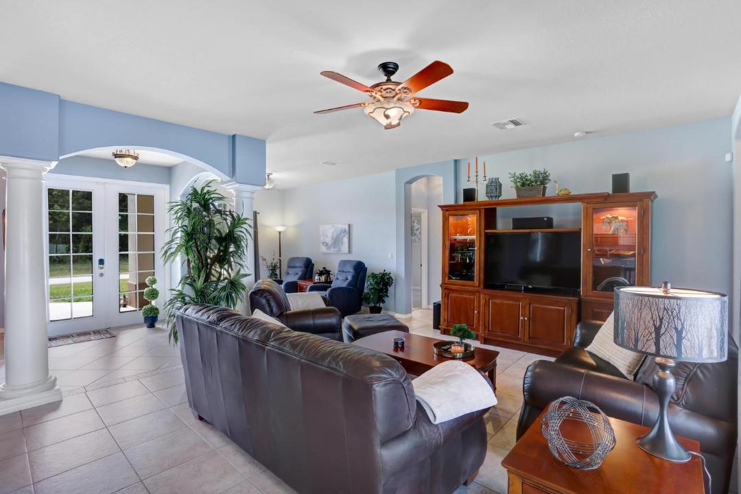 Photo of Livingroom in Pelican