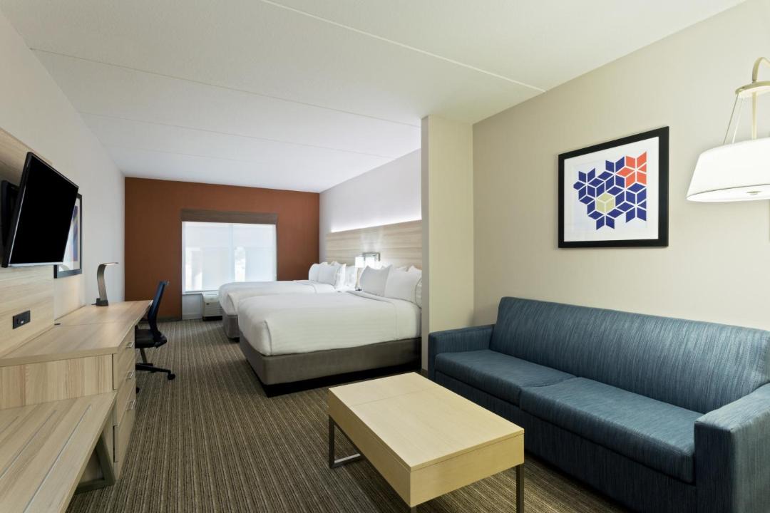 Photo of Bedroom in Tavares
