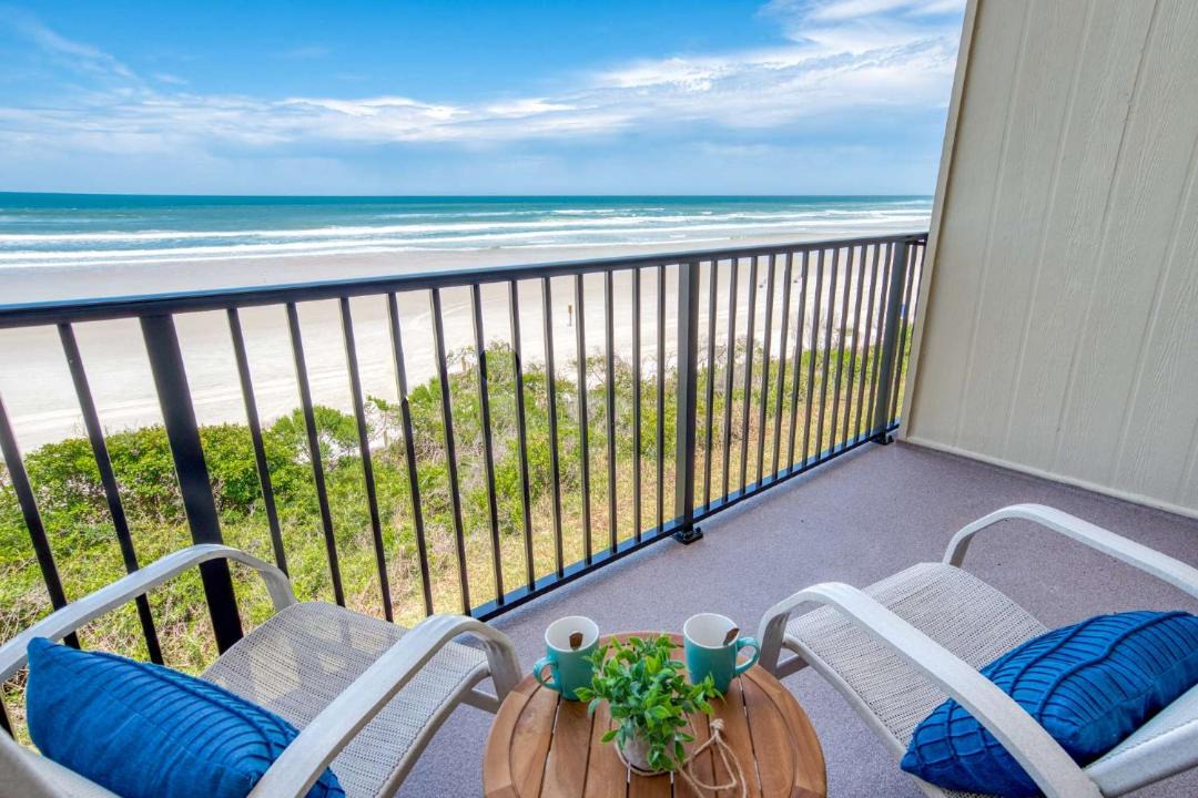Photo of Patio Balcony in Crescent Beach
