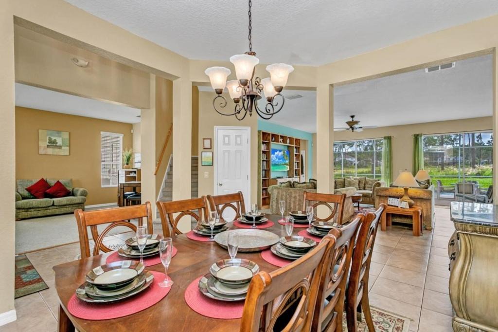 Photo of Livingroom in Highlands Reserve