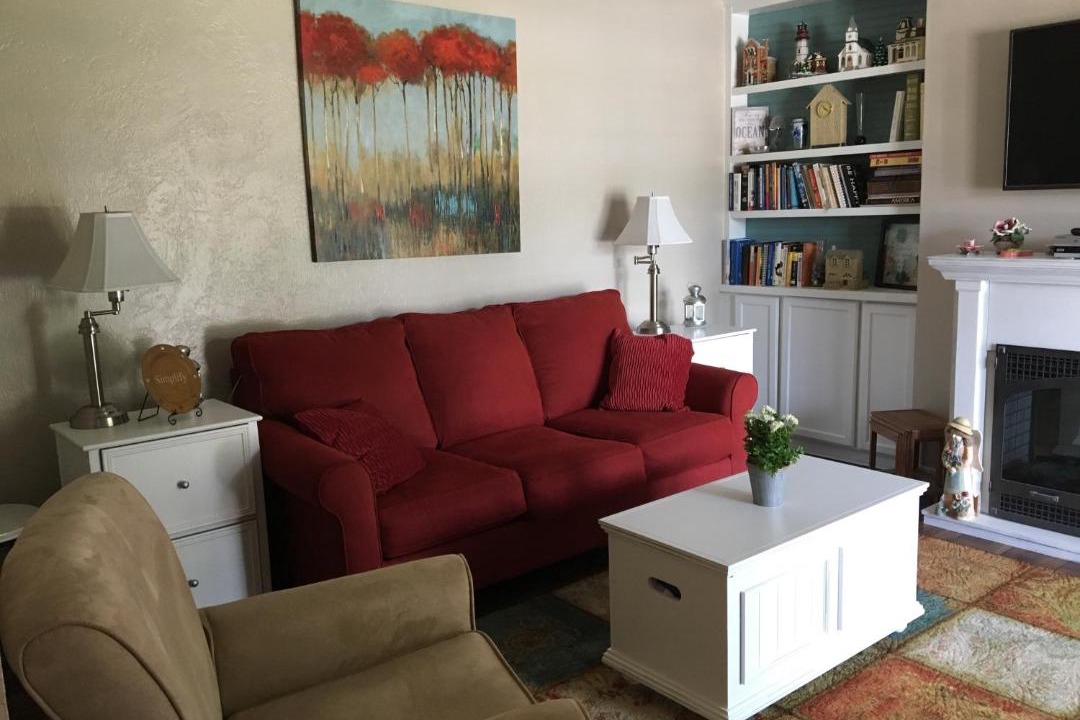 Photo of Livingroom in Sleepy Hollow