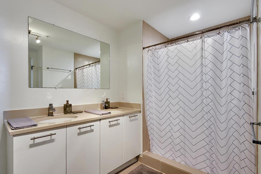 Photo of Bathroom in Midtown