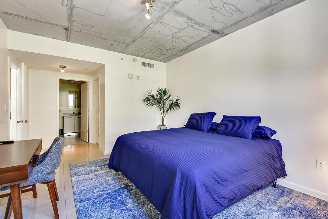 Photo of Bedroom in Midtown