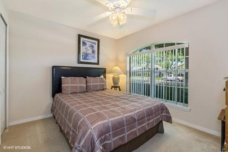 Photo of Bedroom in Greater Groves