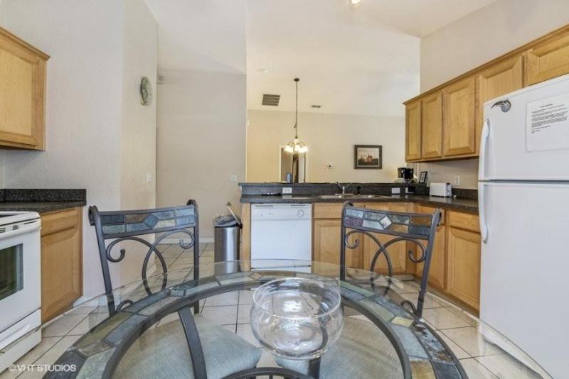 Photo of Kitchen in Greater Groves