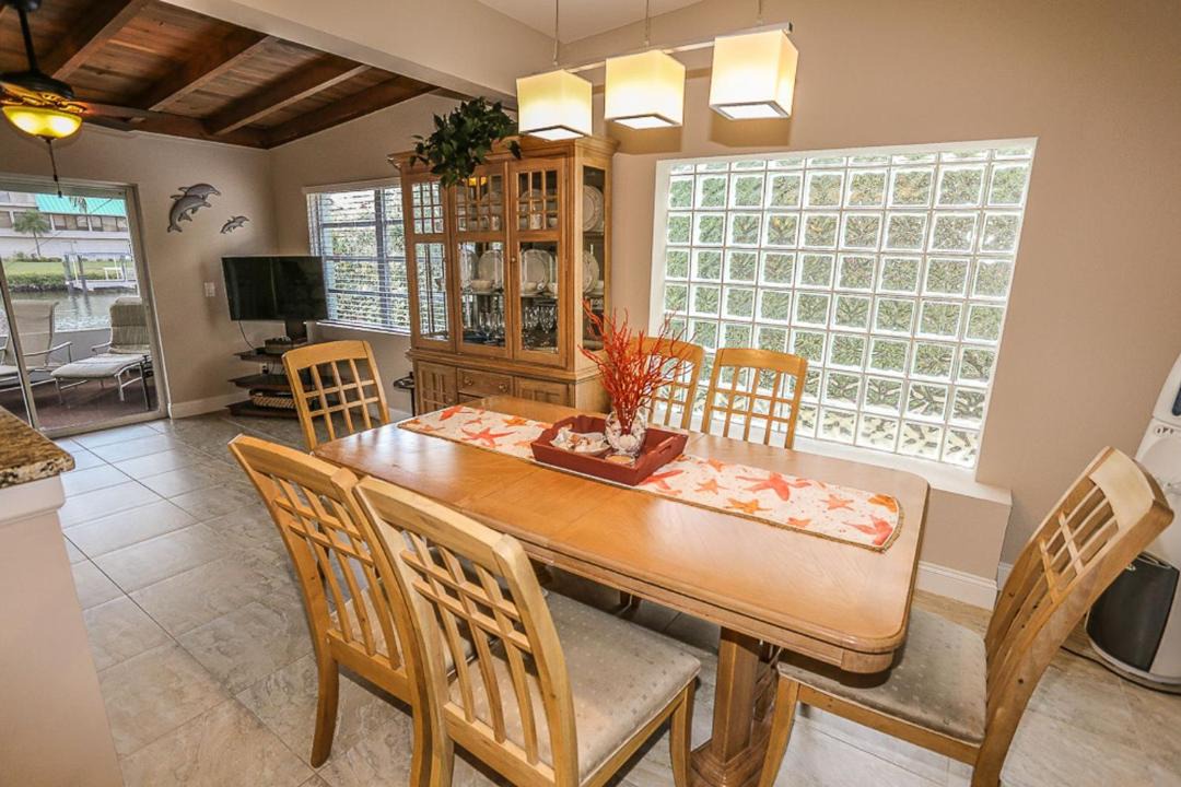 Photo of Livingroom in Siesta Isle
