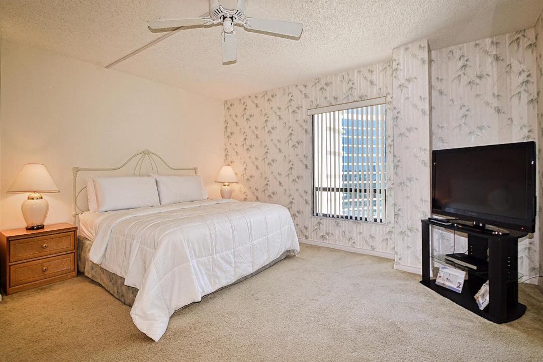 Photo of Bedroom in Clearwater Beach