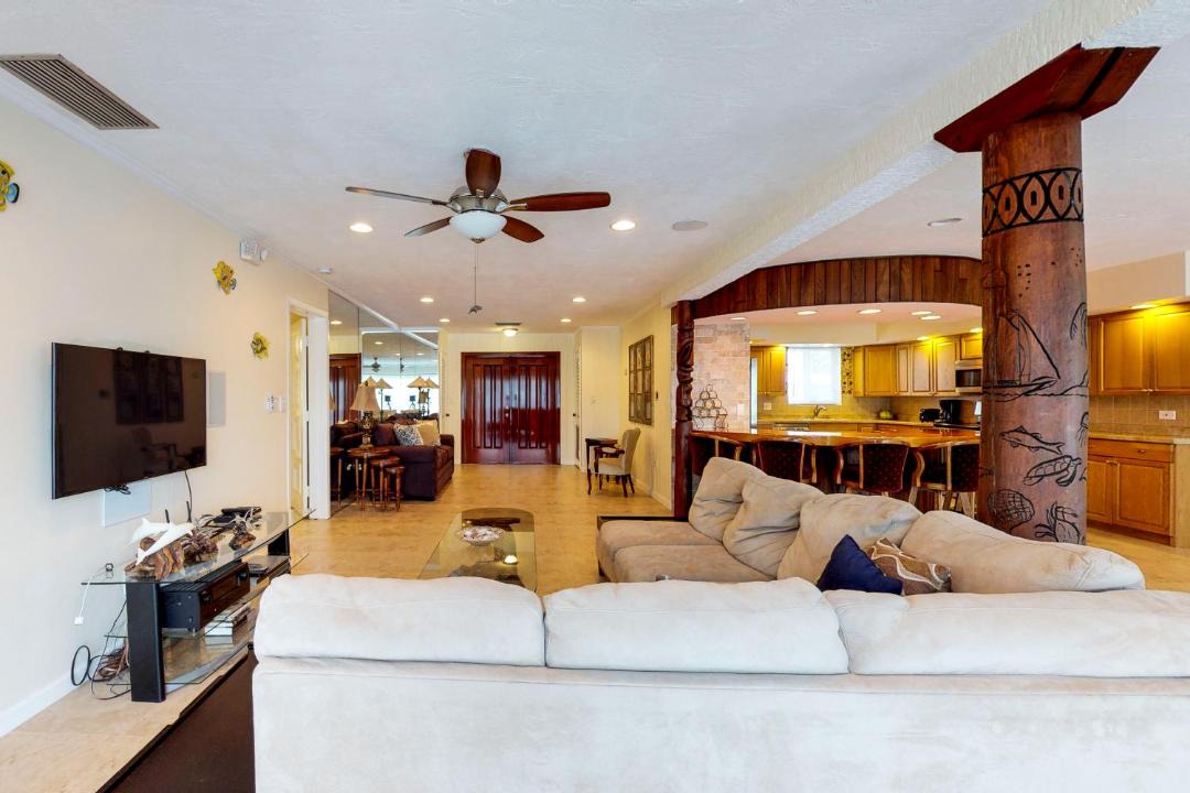 Photo of Livingroom in Marathon