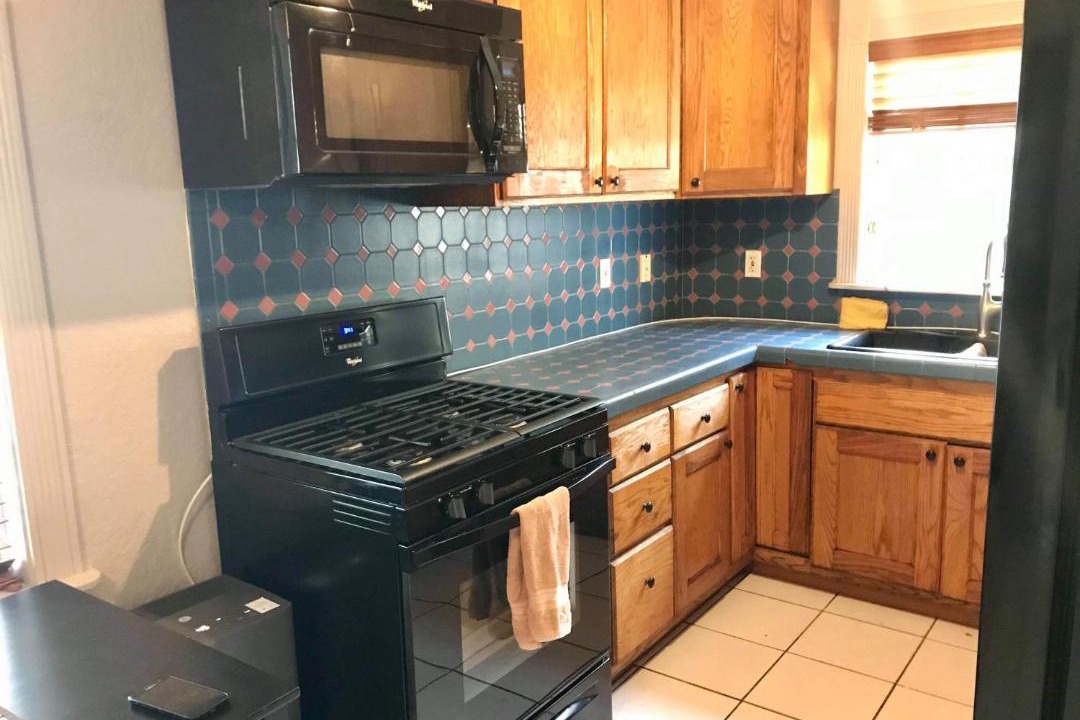Photo of Kitchen in Flamingo Parks