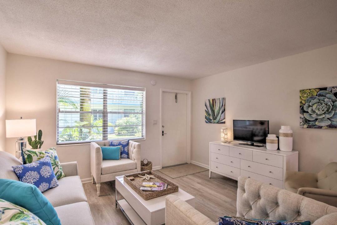 Photo of Livingroom in Old Naples