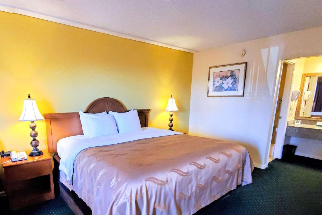 Photo of Bedroom in Chiefland