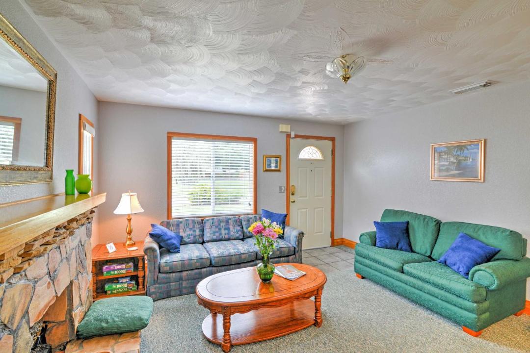 Photo of Livingroom in Swannanoa