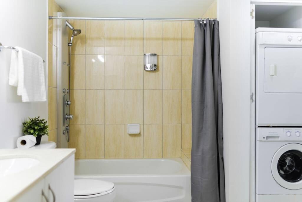 Photo of Bathroom in Edgewater