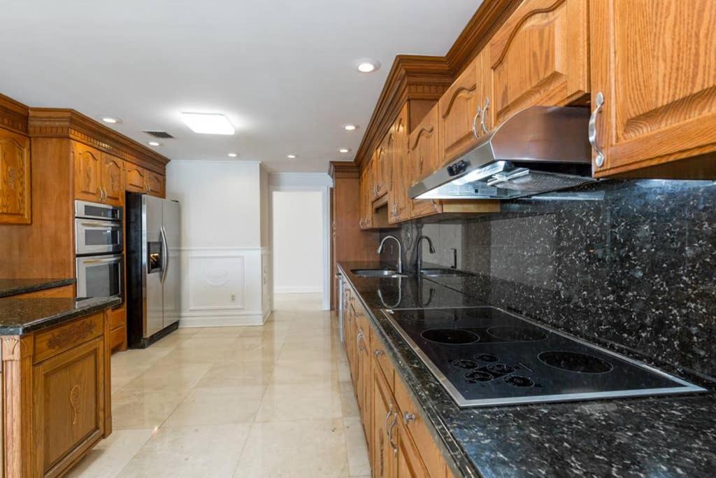 Photo of Kitchen in Surfside