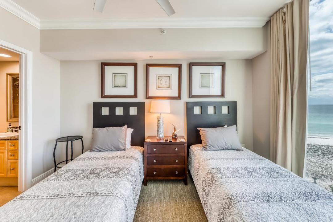 Photo of Bedroom in Pensacola Beach