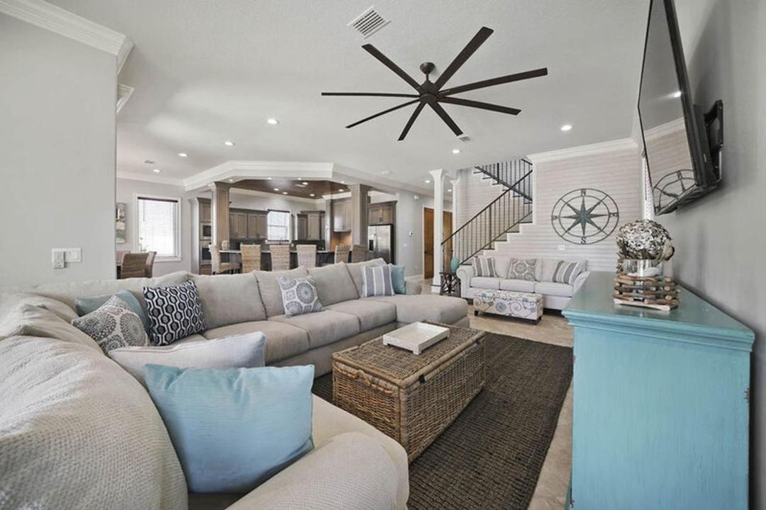 Photo of Livingroom in Crystal Beach