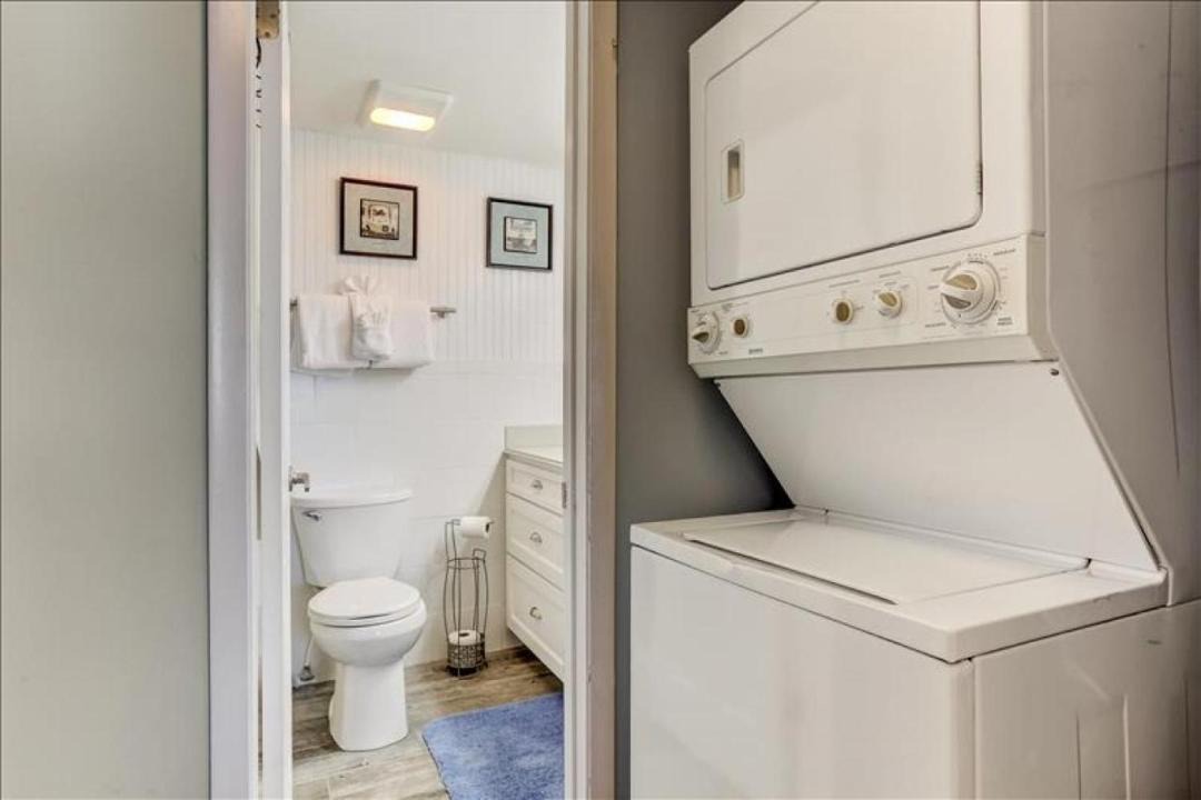 Photo of Bathroom in Fernandina Beach