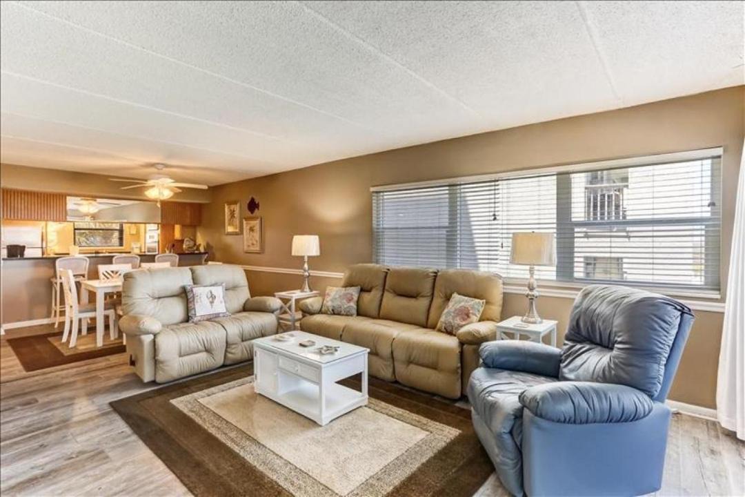 Photo of Livingroom in Fernandina Beach