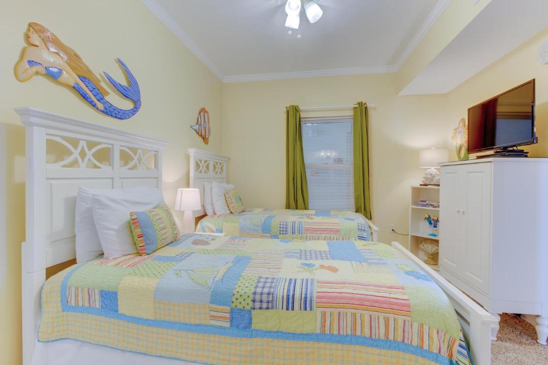 Photo of Bedroom in Miramar Beach