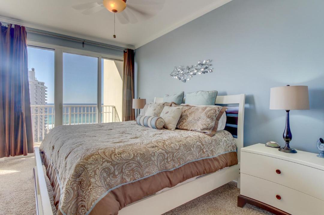 Photo of Bedroom in Miramar Beach