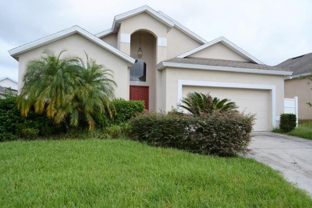 Photo of Buildings in Tuscan Ridge
