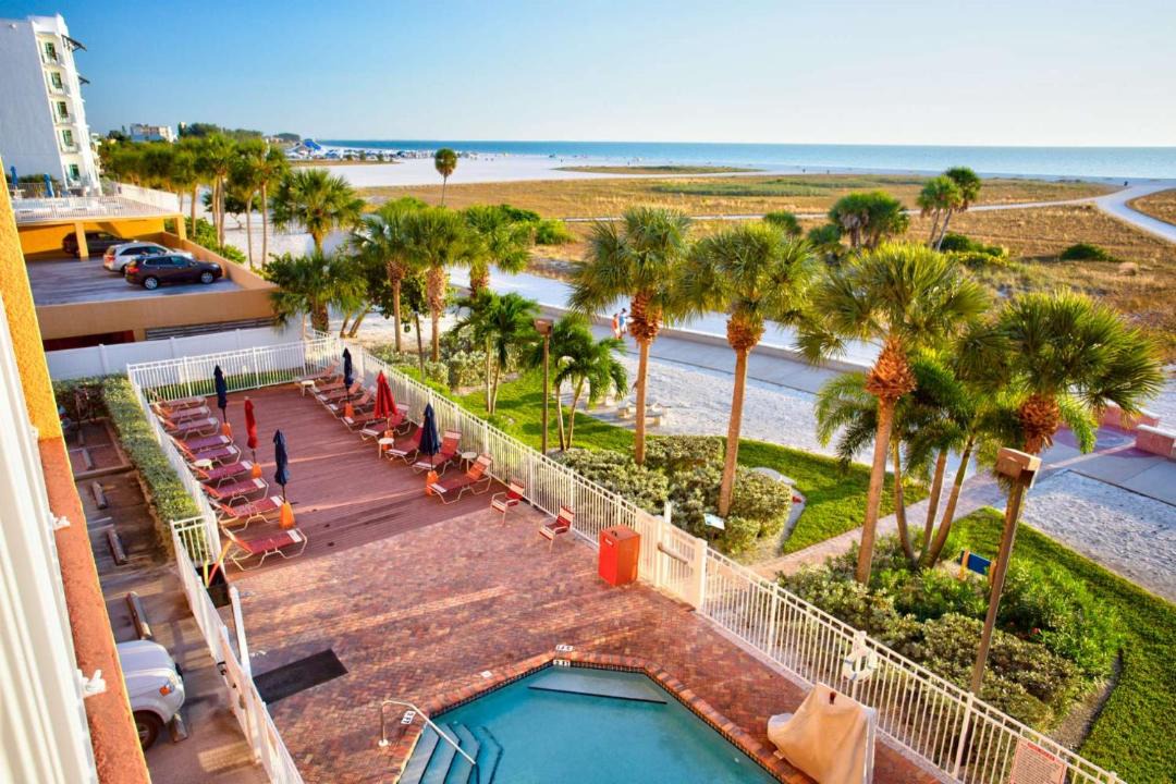 Photo of Patio Balcony in Treasure Island