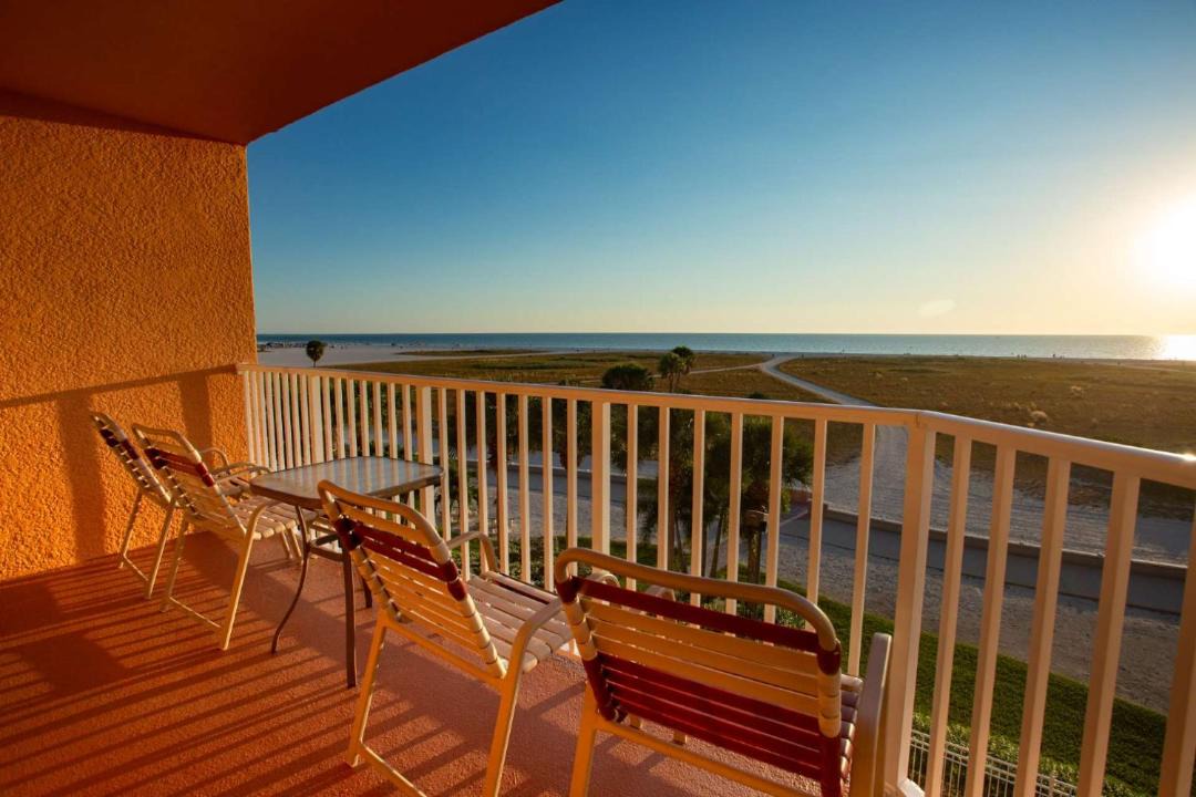 Photo of Patio Balcony in Treasure Island